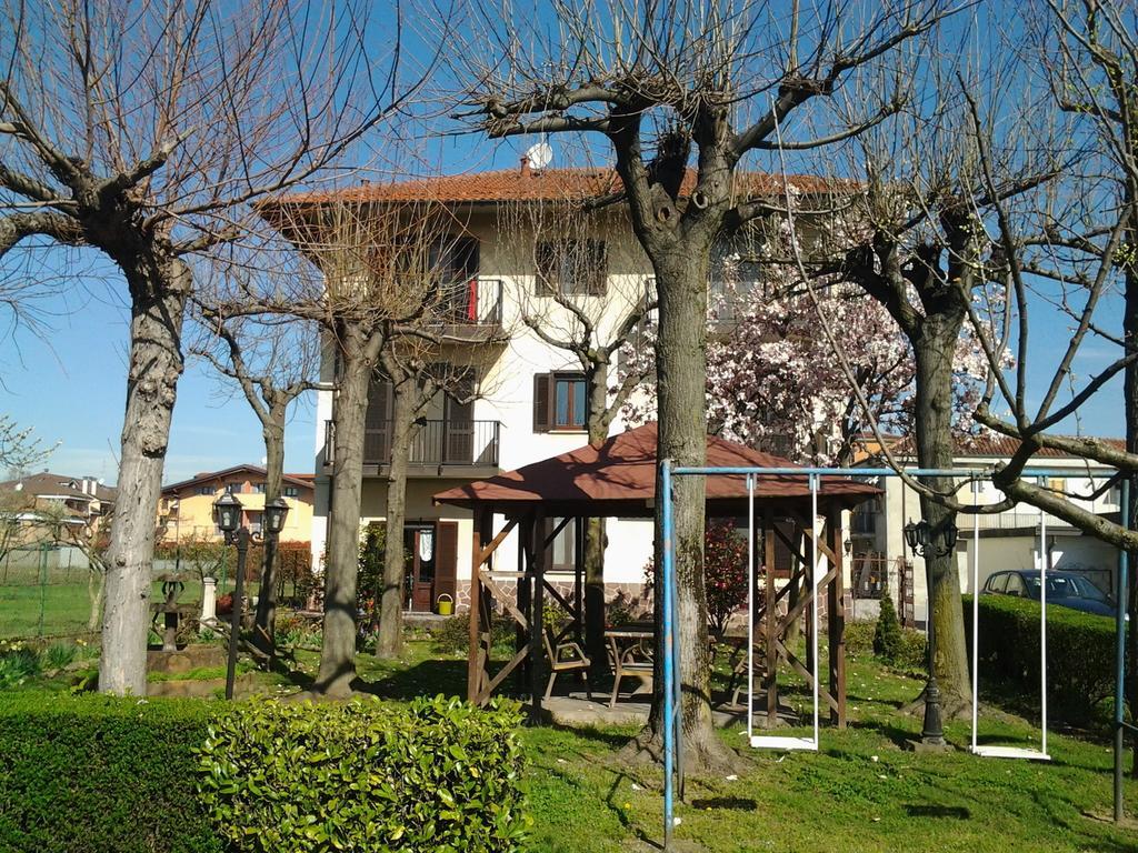B&B Le Camelie Bareggio Luaran gambar