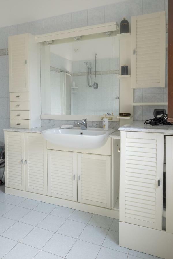 B&B Le Camelie Bareggio Luaran gambar